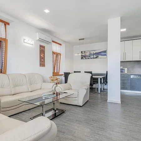 Apartman Roma - Happy *