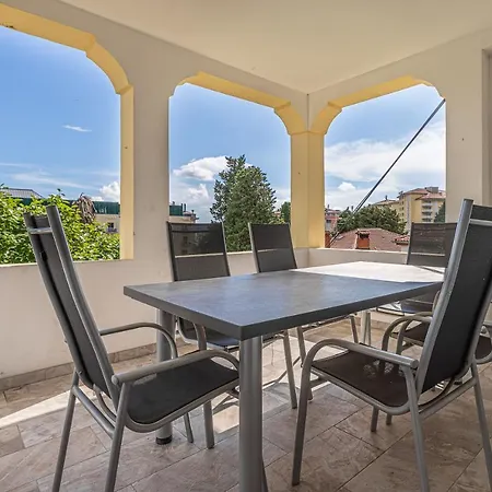 Apartment Roma - Happy